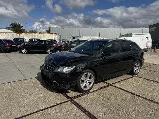 krockskadad bil auto Seat Leon ST 1.4 Eco Tsi FR 2015/12