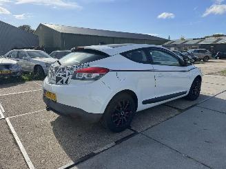 Renault Mégane Coupe 1.6 picture 3