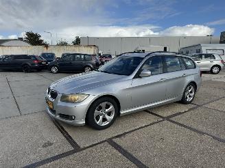 Auto incidentate BMW 3-serie 318i Touring 2009/4