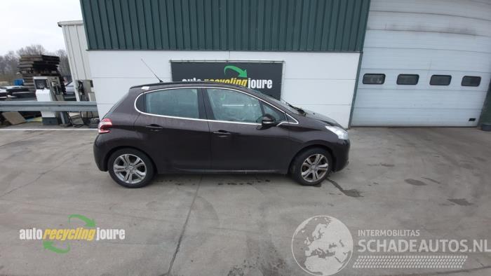Peugeot 208 208 I (CA/CC/CK/CL), Hatchback, 2012 / 2019 1.2 Vti 12V PureTech 82