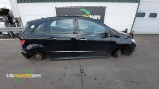 demontáž osobní automobily Mercedes B-klasse B (W245), Hatchback, 2005 / 2011 1.5 B-150 16V 2005/12