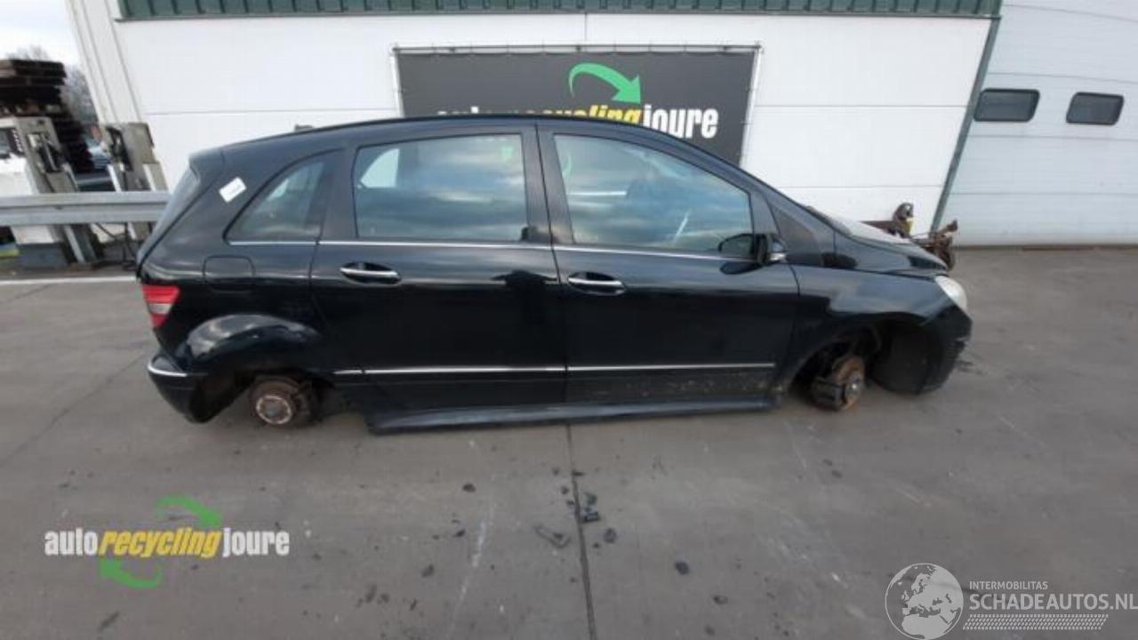 Mercedes B-klasse B (W245), Hatchback, 2005 / 2011 1.5 B-150 16V