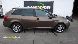 Coche siniestrado Seat Ibiza Ibiza ST (6J8), Combi, 2010 / 2016 1.2 TDI Ecomotive 2011/1