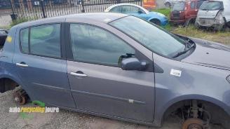 Renault Clio Clio III (BR/CR), Hatchback, 2005 / 2014 1.6 16V picture 3
