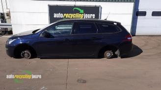 Salvage car Peugeot 308 308 SW (L4/L9/LC/LJ/LR), Combi 5-drs, 2014 / 2021 1.6 BlueHDi 120 2015/12