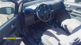 Volkswagen Fox Fox (5Z), Hatchback, 2005 / 2012 1.2 picture 19