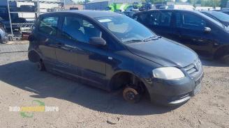 Volkswagen Fox Fox (5Z), Hatchback, 2005 / 2012 1.2 picture 9