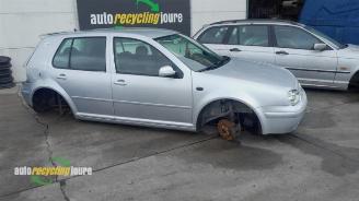 Uttjänta bilar auto Volkswagen Golf Golf IV (1J1), Hatchback, 1997 / 2005 1.6 16V 2001/11