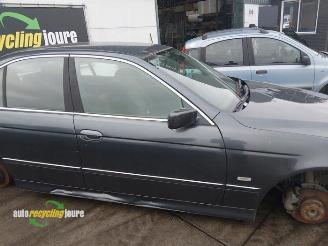 BMW 5-serie 5 serie (E39), Sedan, 1995 / 2004 523i 24V picture 3