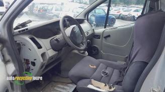 Nissan Primastar onderdelen (kleur: Z36) donorauto picture 14