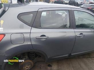 Nissan Qashqai onderdelen (kleur: B52) donorauto picture 5