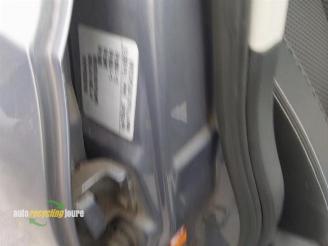 Nissan Qashqai onderdelen (kleur: B52) donorauto picture 26