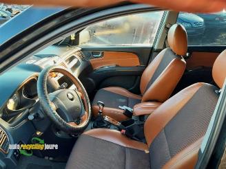 Kia Sportage Sportage (JE), Terreinwagen, 2004 / 2010 2.0 CVVT 16V 4x4 picture 21