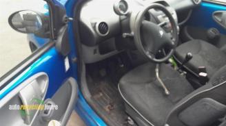 Peugeot 107 107, Hatchback, 2005 / 2014 1.0 12V picture 26