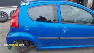Peugeot 107 107, Hatchback, 2005 / 2014 1.0 12V picture 7