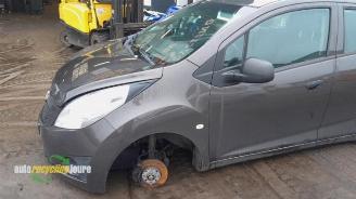 Chevrolet Spark Spark (M300), Hatchback, 2010 1.0 16V Bifuel picture 4