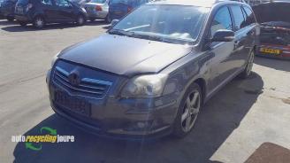 Toyota Avensis Avensis Wagon (T25/B1E), Combi, 2003 / 2008 2.2 D-4D 16V D-CAT picture 17