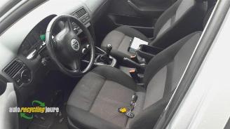 Volkswagen Golf IV onderdelen (kleur: LA7W) donorauto picture 26