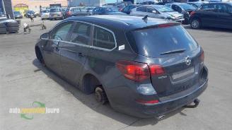 Opel Astra Astra J Sports Tourer (PD8/PE8/PF8), Combi, 2010 / 2015 1.4 Turbo 16V picture 12