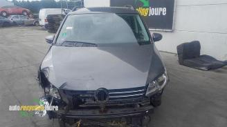 Volkswagen Touran (1T3) onderdelen (kleur: LD7R) donorauto picture 28