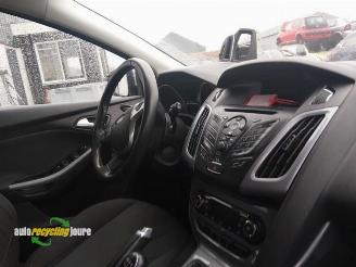 Ford Focus 3 onderdelen (kleur: OB) donorauto picture 28