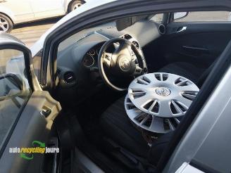 Opel Corsa Corsa D, Hatchback, 2006 / 2014 1.4 16V Twinport picture 23