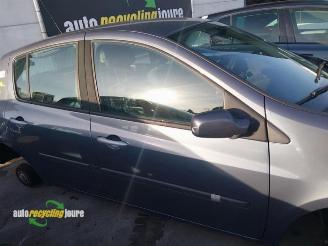 Renault Clio Clio III (BR/CR), Hatchback, 2005 / 2014 1.2 16V 75 picture 3