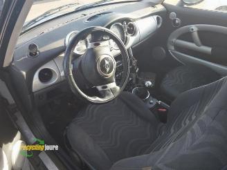 Mini Mini Mini One/Cooper (R50), Hatchback, 2001 / 2007 1.4 D One picture 17
