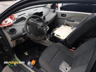 Renault Twingo Twingo II (CN), Hatchback 3-drs, 2007 / 2014 1.2 picture 10