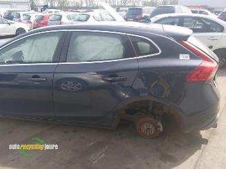 Volvo V-40 V40 (MV), Hatchback 5-drs, 2012 / 2019 1.6 T3 GTDi 16V picture 21