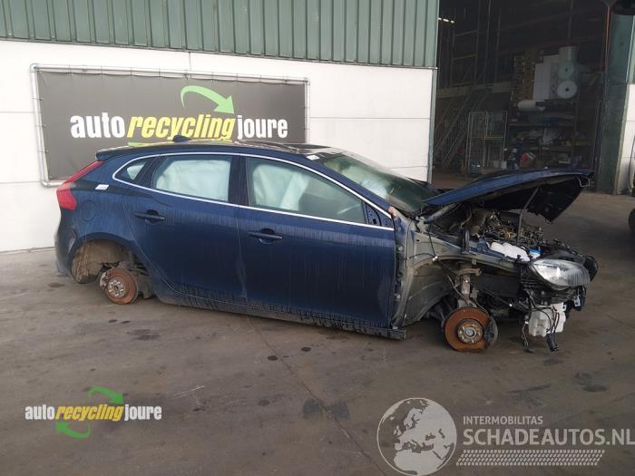 Volvo V-40 V40 (MV), Hatchback 5-drs, 2012 / 2019 1.6 T3 GTDi 16V