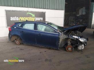 rozbiórka samochody osobowe Volvo V-40 (MV) onderdelen (kleurcode: 498) donorauto 2015/2