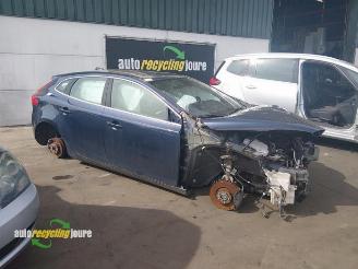 Volvo V-40 V40 (MV), Hatchback 5-drs, 2012 / 2019 1.6 T3 GTDi 16V picture 10