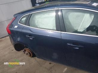 Volvo V-40 (MV) onderdelen (kleurcode: 498) donorauto picture 12