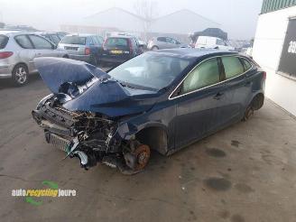Volvo V-40 V40 (MV), Hatchback 5-drs, 2012 / 2019 1.6 T3 GTDi 16V picture 6