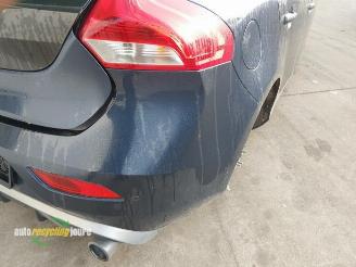 Volvo V-40 V40 (MV), Hatchback 5-drs, 2012 / 2019 1.6 T3 GTDi 16V picture 4