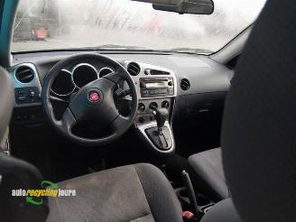 Toyota Matrix  picture 14