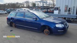 Salvage car Volkswagen Passat Passat Variant (3C5), Combi, 2005 / 2010 2.0 FSI 16V 2006/1