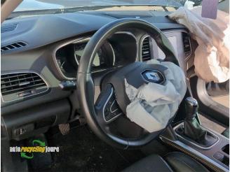 Renault Mégane Megane IV (RFBB), Hatchback 5-drs, 2015 1.2 Energy TCE 130 picture 15