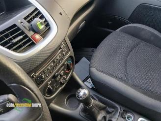 Peugeot 206 206+ (2L/M), Hatchback, 2009 / 2013 1.4 XS picture 3