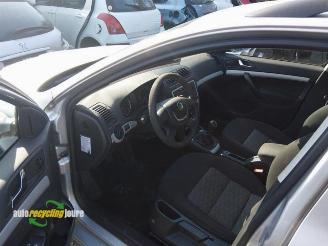Skoda Octavia onderdelen (kleur: LA7W) donorauto picture 14