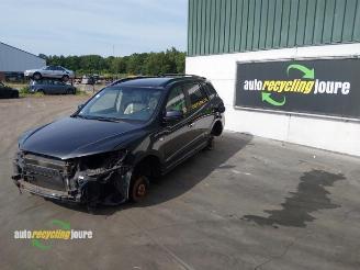 Vrakbiler auto Hyundai Santa Fe Santa Fe II (CM), SUV, 2006 / 2012 2.2 CRDi 16V 4x2 2009/8