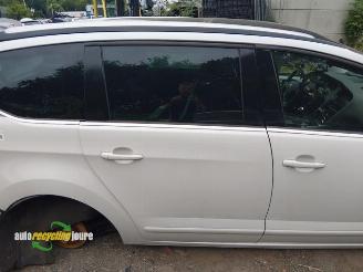 Peugeot 5008 5008 I (0A/0E), MPV, 2009 / 2017 1.6 THP 16V picture 16