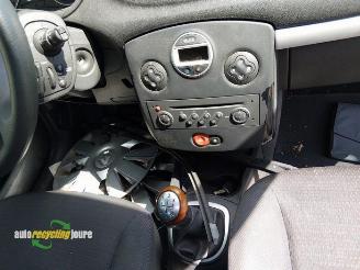 Renault Clio Clio III Estate/Grandtour (KR), Combi, 2007 / 2014 1.6 16V picture 32