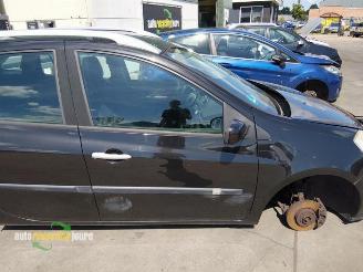 Renault Clio Clio III Estate/Grandtour (KR), Combi, 2007 / 2014 1.6 16V picture 26