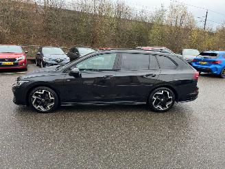 Volkswagen Golf 8.5 Variant 1.5 eTSI 110 kW R-Line NEDERLANDSE KENTEKEN picture 2