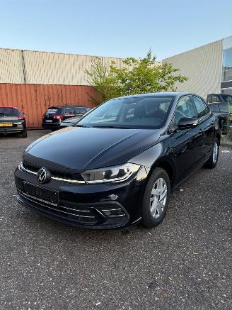 uszkodzony samochody osobowe Volkswagen Polo 1.0 TSI Highline LED virtual cockpit 2021/12