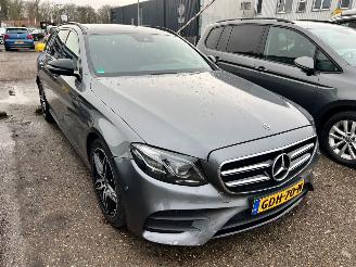 skadebil auto Mercedes E-klasse 400 d 4 matic AMG Pano 2019/7