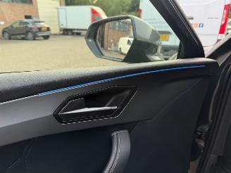Cupra Leon Leon 150pk Pano Kuipstoelen sfeer verlichting picture 34