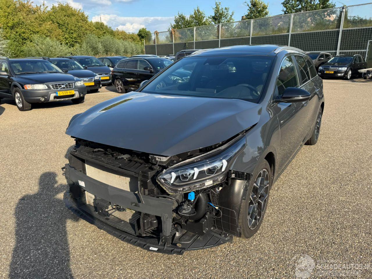 Kia Ceed GT Line Business DIESEL HYBRIDE PANO LEDER LED